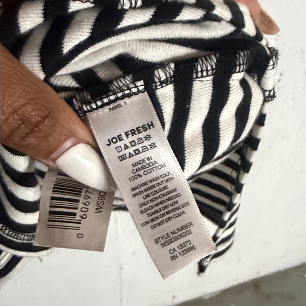 Joe Fresh Black and White Striped Long Sleeve Dress, L - Picture 10 of 10